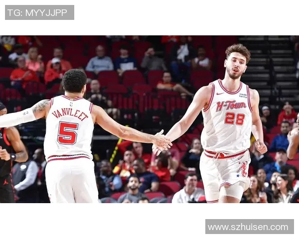 猛龙与火箭季前赛精彩回放日本赛场的激烈对决分析