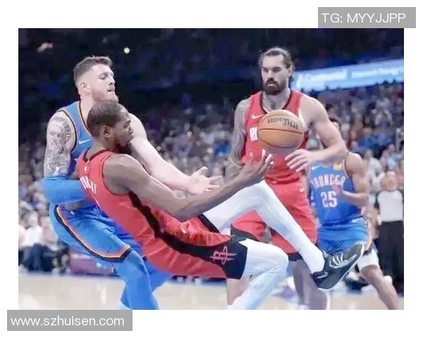 2017至2018赛季火箭与雷霆的激烈对决与精彩瞬间回顾